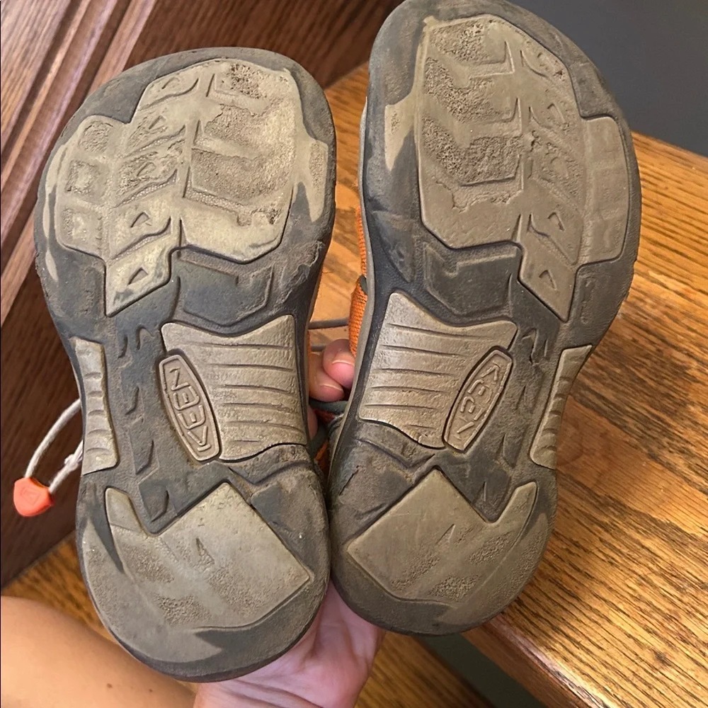Keen washable amphibious water sandals kids orange outdoors hiking shoes size 1